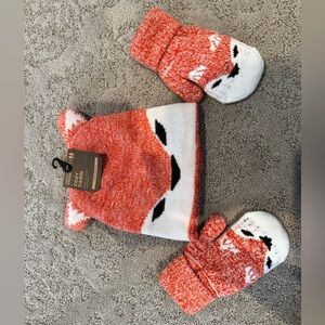 Field & Stream Fox Knit Hat and Mittens - orange and White